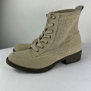 Rocket Dog Tave Beige Heavy Washed Canvas Boots Size 7.5